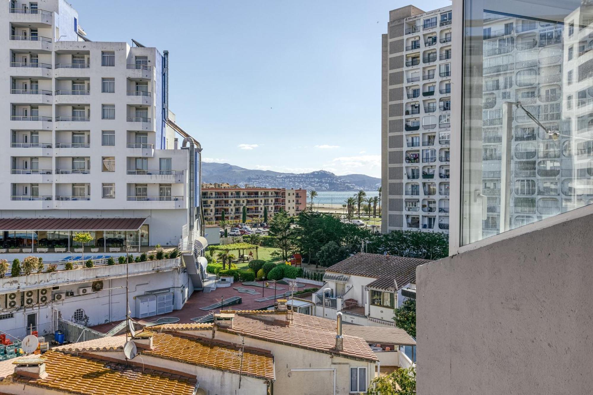 Casa Jois Apartment เอมปูเรียบราบา ภายนอก รูปภาพ
